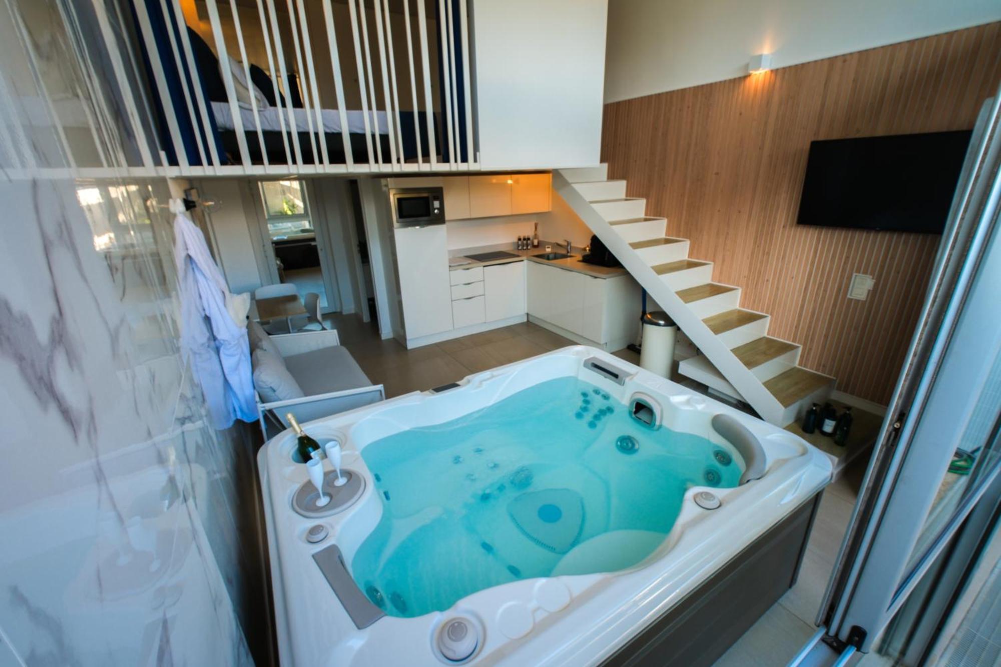 Villa Bono Jacuzzi & Spa 생로랑뒤바르 외부 사진