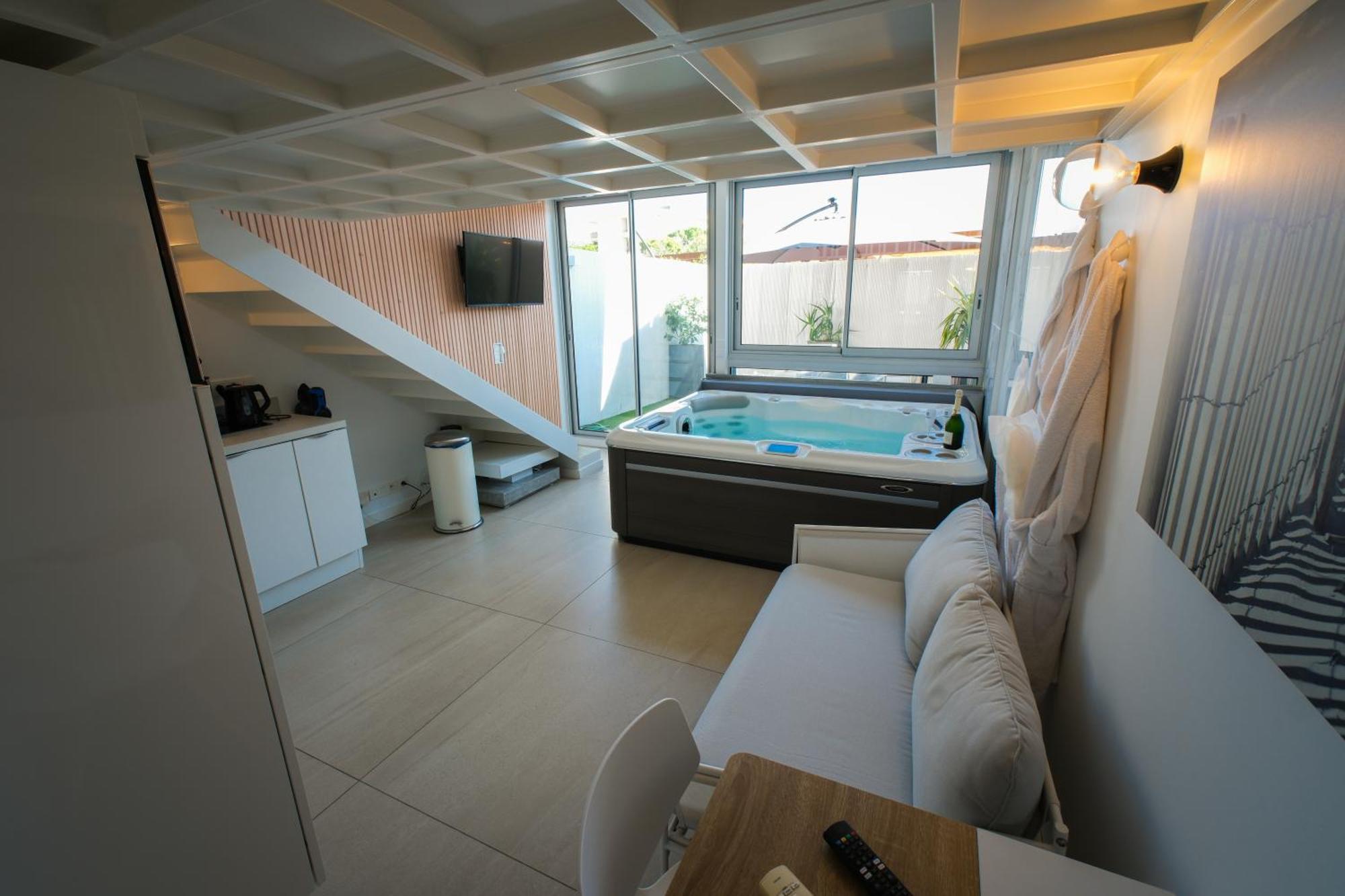 Villa Bono Jacuzzi & Spa 생로랑뒤바르 외부 사진